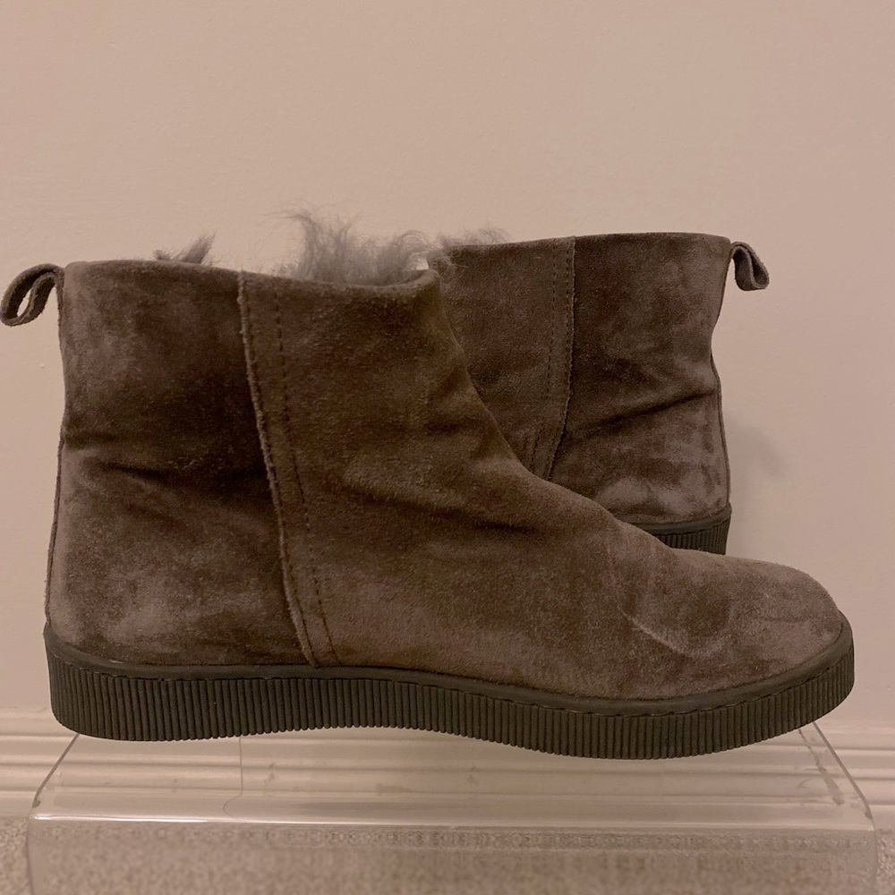 Pedro Garcia Women’s Gray Suede Pull On Ankle Short Boots Size 39